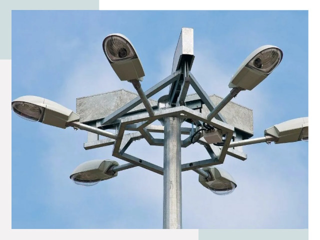 Монтаж осветительных мачт в Слободской