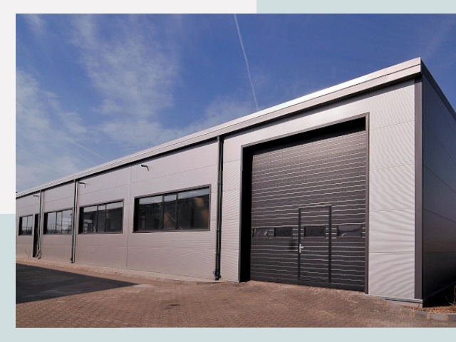 Быстровозводимые склады от СтальСтрой-Слб по цене 618 руб.